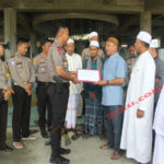 Kapolres Serahkan bantuan Pembangunan Masjid