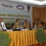 Pembukaan acara Penandatanganan Kerja Sama antara Kanwil DJP Papua Maluku dengan Pemerintah Kota Jayapura, Pekan Panutan SPT Tahun 2017 dan Launching Standing Instruction Non Tunai (4)