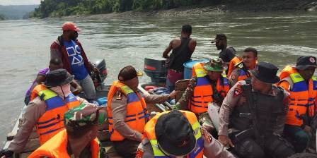 sungai mamberamo (1)