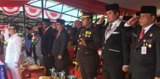 Bupati Keerom Muh. Markum, SH, MH, MM saat menjadi inspektur upacara HUT Kemerdekaan RI ke 73 Tahun tingkat Kabupaten Keerom
