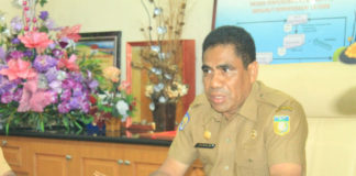 Caption: Sekda Provinsi Papua, TEA. Hery Dosinaen, S.IP MKP. Foto: Piet Balubun / PapuaSatu.com