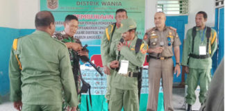 Pembukan pelatihan Linmas di Distrik Wania, Kabupaten Mimika