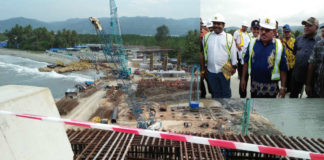 Caption: Gubernur dan Wakil Gubernur Papua, Lukas Enembe, S.IP MH - Klemen Tinal, SE.,MM meninjau lokasi pembangunan jembatan Hamadi - Holtekamp, Kota Jayapura, Jumat (12/10/2018).