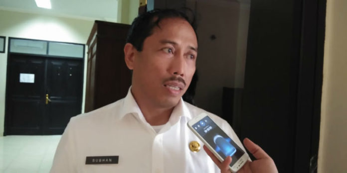 Kepala Badan Pengelola Keuangan dan Aset Daerah (BPKAD) Kabupaten Jayapura, Subhan, S.E., Kepala Badan Pengelola Keuangan dan Aset Daerah (BPKAD) Kabupaten Jayapura, Subhan, S.E.,