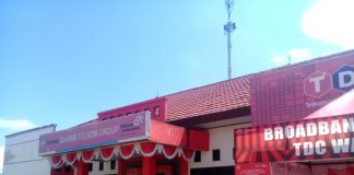 Grapari Telkomsel Branch Wamena yang mensupport pelayanan komunikasi seluler di Kota Wamena dan sekitarnya. (foto : Jainuri/PapuaSatu.com)