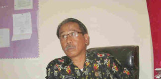 Caption : Kepala Dinas Perumahan, Kawasan Pemukiman dan Pertanahan Kab Keerom Drs. Edy Y. Buntan,M.Si