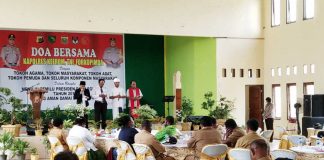 Caption: Suasana doa lintas agama yang diselenggarakan Polres Keerom dalam rangka mensukseskan Pemilu 2019