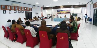 Caption : Suasana sosialisasi Penelitian Hukum dan HAM Tentang Penegakan Hukum dan Kedaulatan Negara dalam Pengelolaan Kawasan Perbatasan Negara di Indonesia yang berlangsung di Kantor Kemnkum Ham, Selasa (18/6/2019).