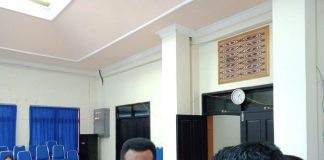 Caption : Kepala Bappenda Kabupaten Jayapura, Theopilus H. Tegay, S.E.