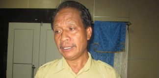 Kepala Badan Kesatuan Bangsa dan Politik Kab Keerom Minggu Bandua