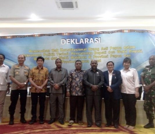 Caption: Suasana Deklarasi MRP dan MRPB soal pemenuhan hak Konstitusional OPA, Jumat (27/2).