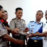 Bupati Jayapura, Mathius Awoitauw bersama pejabat lain saat membuka Musorda NPC Kabupaten Jayapura ke-I di Hotel Horex Sentani, Jumat (6/3/20)