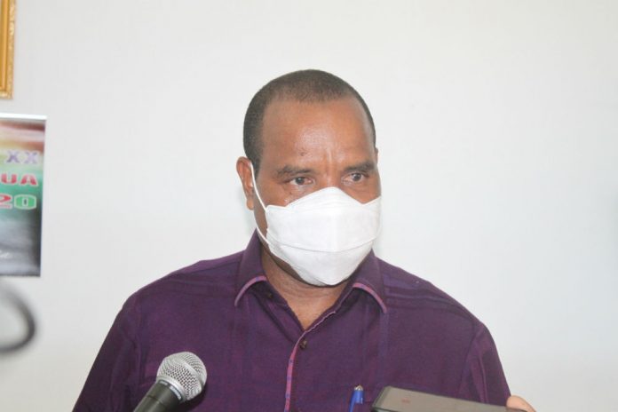 Bupati Waropen Yeremias Bisai SH