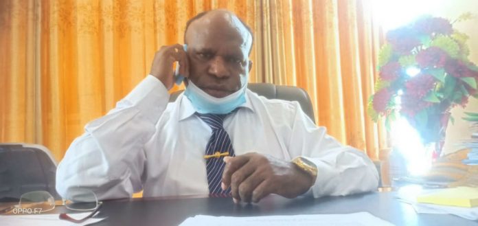 Direktur RSUD Dok II Jayapura, drg Aloysius Giyai