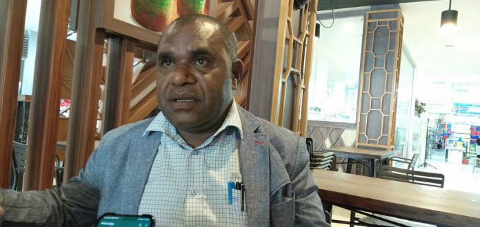 Caption : Anggota Komisi V DPRP Papua, Tarius Mul, S.Sos Caption : Anggota Komisi V DPRP Papua, Tarius Mul, S.Sos