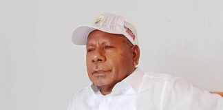 Bupati Jayapura, Mathius Awoitauw, SE, M.Si