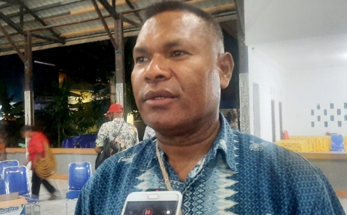 Ondofolo Kampung Yoka, Ismael Isak Mebri