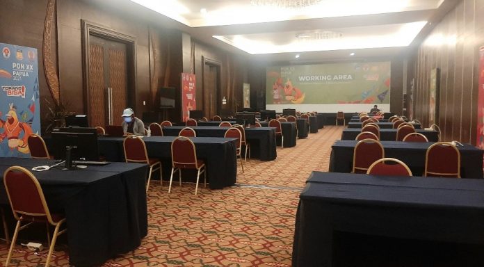 Working area di Media Center PON XX Papua Klaster Kabupaten