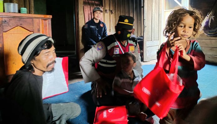 IMG-20210926-WA0013 Pengungsi dari Distrik Kiwirok saat mendapat trauma healing dari Binmas Noken Nemangkawi Dan Polres Pegunungan Bintang
