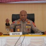 Caption : Kapolda Papua Mathius D Fakhiri
