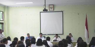 Caption : Suasana peserta PPPK mengikuti Seleksi Kompetensi Teknis Tambahan (SKTT) di lingkungan Kementerian Agama, yang berlangsung di Kampus IAIN Fattahul Muluk Papua, pada Selasa (17/12/24).