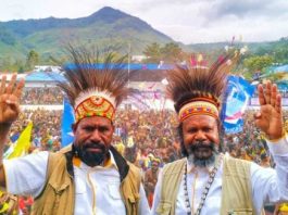 Pasangan Willem Wandik - Yotam Wonda sebagai calon Bupati dan Wakil Bupati Tolikara