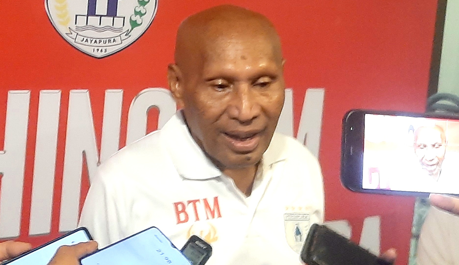 Ketua Umum Persipura Jayapura, Benhur Tomi Mano (BTM)
