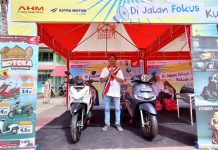 Honda Beat Street dan Honda Stylo warna terbaru yang ditampilkan pada pameran di halaman Kampus USTJ, Sabtu (27/9/25)