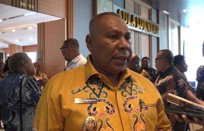 Wakil Gubernur Papua, Aryoko Rumaropen