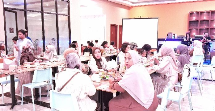 Buka puasa bersama di Santan Restaurant Horison Hotel Sentani