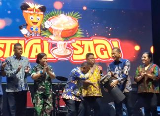Penutupan Festival Sagu 2026 di halaman Kantor Gubernur Papua, Minggu (26/4/2026)