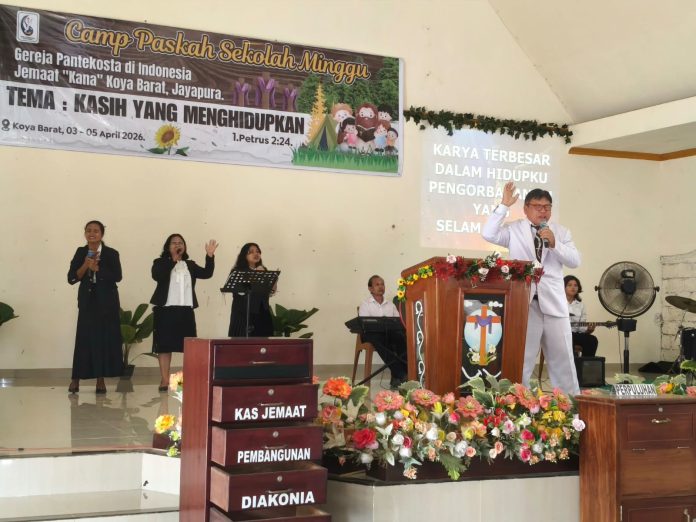 Caption : Suasana ibadah Paskah, Jumat, 3 April 2026 di Gereja GPdI Kana Koya Barat-Kota Jayapura