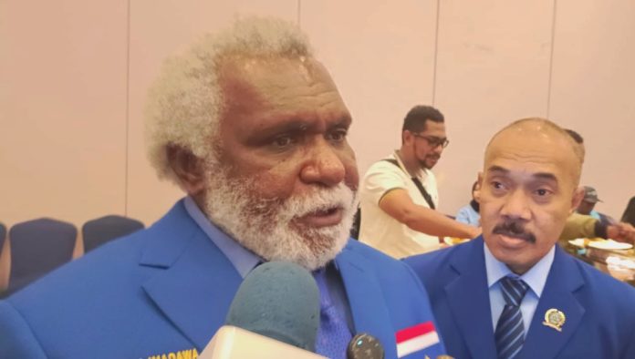 Ketua HNSI Papua Selatan yang juga Wakil Gubernur Papua Selatan, Paskalis Imadawa