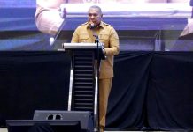 Wakil Gubernur atau Wagub Papua, Aryoko A.F Rumaropen