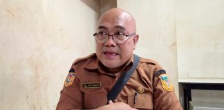 Plt Kepala Dinas PUPR-PKPP Provinsi Papua, Natirmalus D. Renyaan