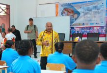 Gubernur Fakhiri Tinjau Sekolah Rakyat dan Dapur MBG di Sarmi, Pastikan Program Pendidikan dan Gizi Berjalan