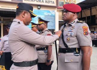 Rotasi di Lingkungan Polresta Jayapura Kota, 1 Kasat dan 4 Kapolsek Disertijabkan