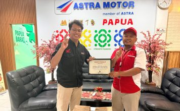 Astra Motor Papua Terima Corporate Award dari PT Servvo Fire Indonesia