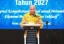 Gubernur Papua, Komjen Pol. (Purn) Mathius D. Fakhiri,SIK,SH,MH