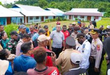 Gubernur Fakhiri Tinjau Puskesmas Trimuris di Mamberamo Raya, Siapkan Jalur Darat Alternatif