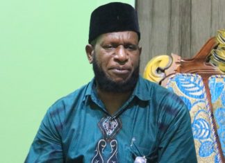 Tokoh Muslim Papua Ajak Masyarakat Jaga Kedamaian dan Dukung Operasi Damai Cartenz Ketua Takmir Masjid Raya Provinsi Papua KH. Abdul Kahar Yelipele, S.Pd.I., M.Pd.I.