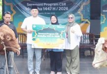 Perluas Manfaat Dengan Semangat Kebersamaan, Telkomsel Salurkan Hewan Kurban Iduladha 1447 H