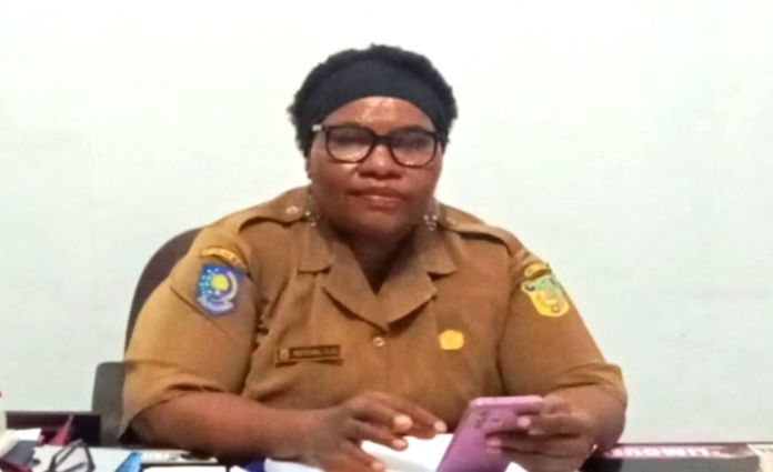 Plh. Kabid Peternakan dan Kesehatan Hewan Provinsi Papua, Irene Pagawak
