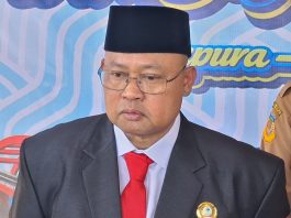 Dr. Entis Sutisna, S.E, MM, CGRM