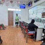 Ruang tunggu bengkel AHASS dengan fasilitas yang nyaman bagi konsumen sambil menunggu servis motor HOnda kesayangannya