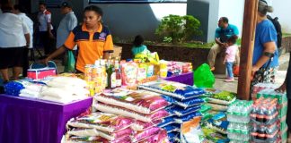 Bahan pokok yang untuk memenuhi kebutuhan masyarakat di Papua harus didatangkan dari luar daerah. (foto/Kominfo Papua)