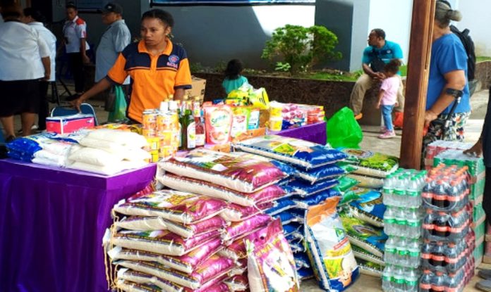 Bahan pokok yang untuk memenuhi kebutuhan masyarakat di Papua harus didatangkan dari luar daerah. (foto/Kominfo Papua)