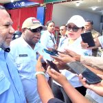 Kejar Target PAD, Pemasangan Papan Reklame di Kabupaten Jayapura Ditertibkan Kepala DPMPTSP Kabupaten Jayapura, Gustaf Griapon, S.T, M.Sos., dan Kepala Bapenda Kabupaten Jayapura, Budi Prodjonegoro Yoku saat memberi keterangan pers, Rabu (8/7/26)