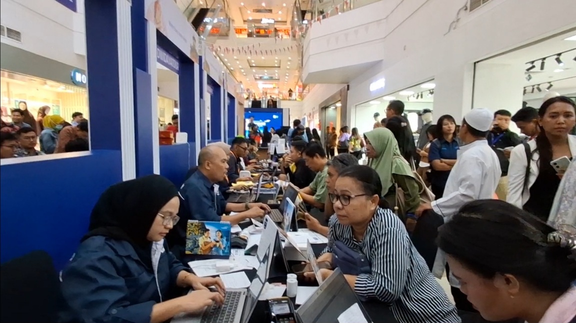 Masyarakat yang langsung memadati arena GATF 2026 di Mall Jayapura  untuk membeli tiket Garuda Indonesia dengan harga murah 