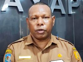 Kepala Dinas Perikanan dan Kelautan Kota Jayapura, Matheis Sibi, S.Pi